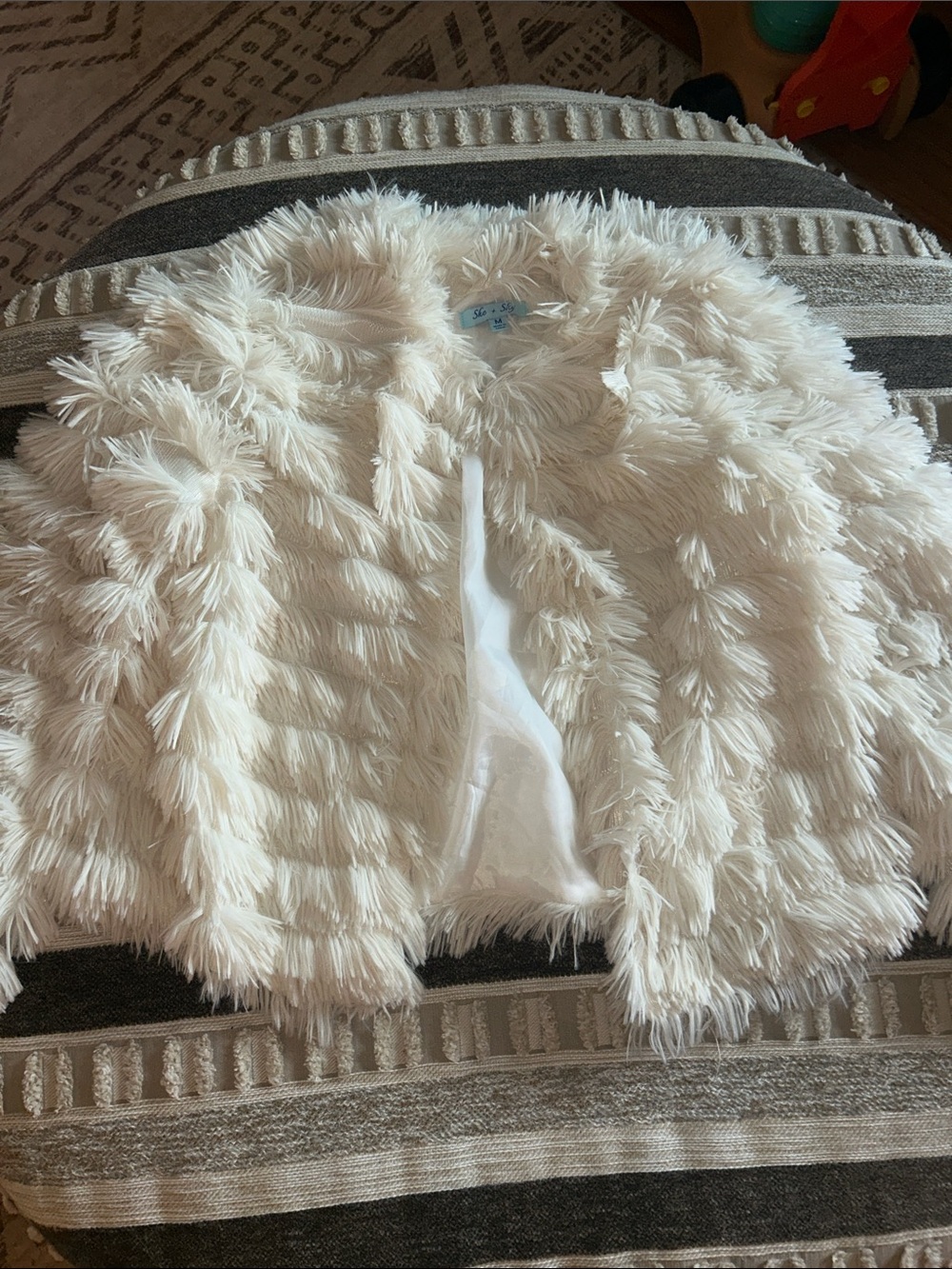 She + Sky Cream Shag Faux Fur Jacket - Picture 3 of 6